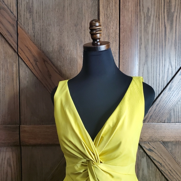 Lela Rose Deep V Knot Twist Dress - Picture 3 of 5